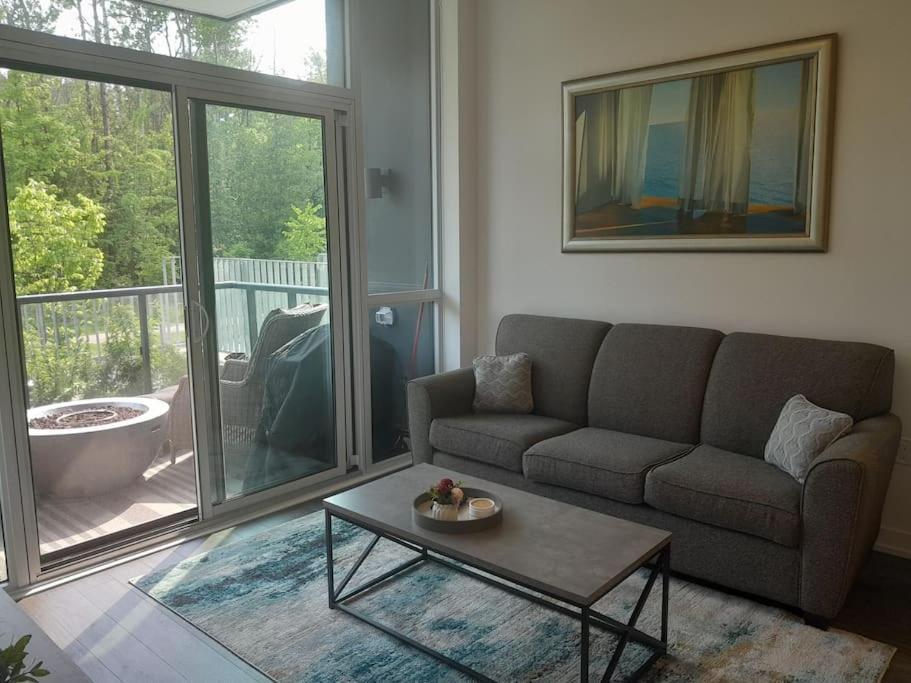 Cozy South View Suite Overlooking The Nature Trail Innisfil Exteriör bild